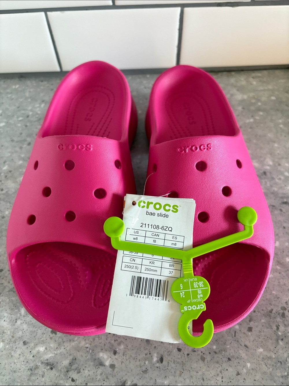 Crocs Women’s Bar Slide - Bright Pink NWT